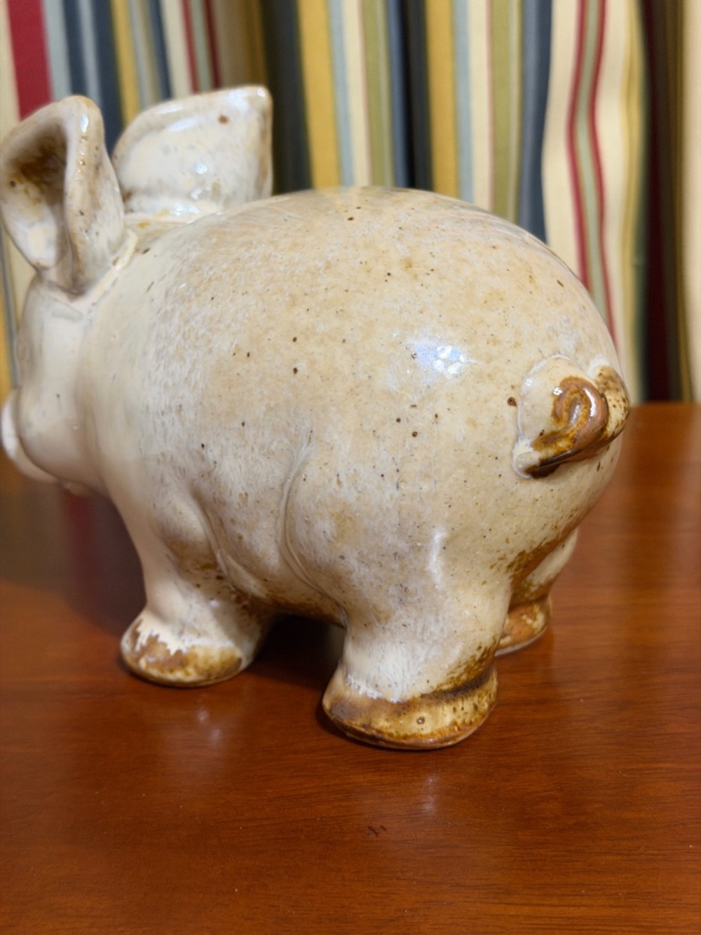 Darling Ceramic Pig Figurine in Cream - Picture 3 of 9